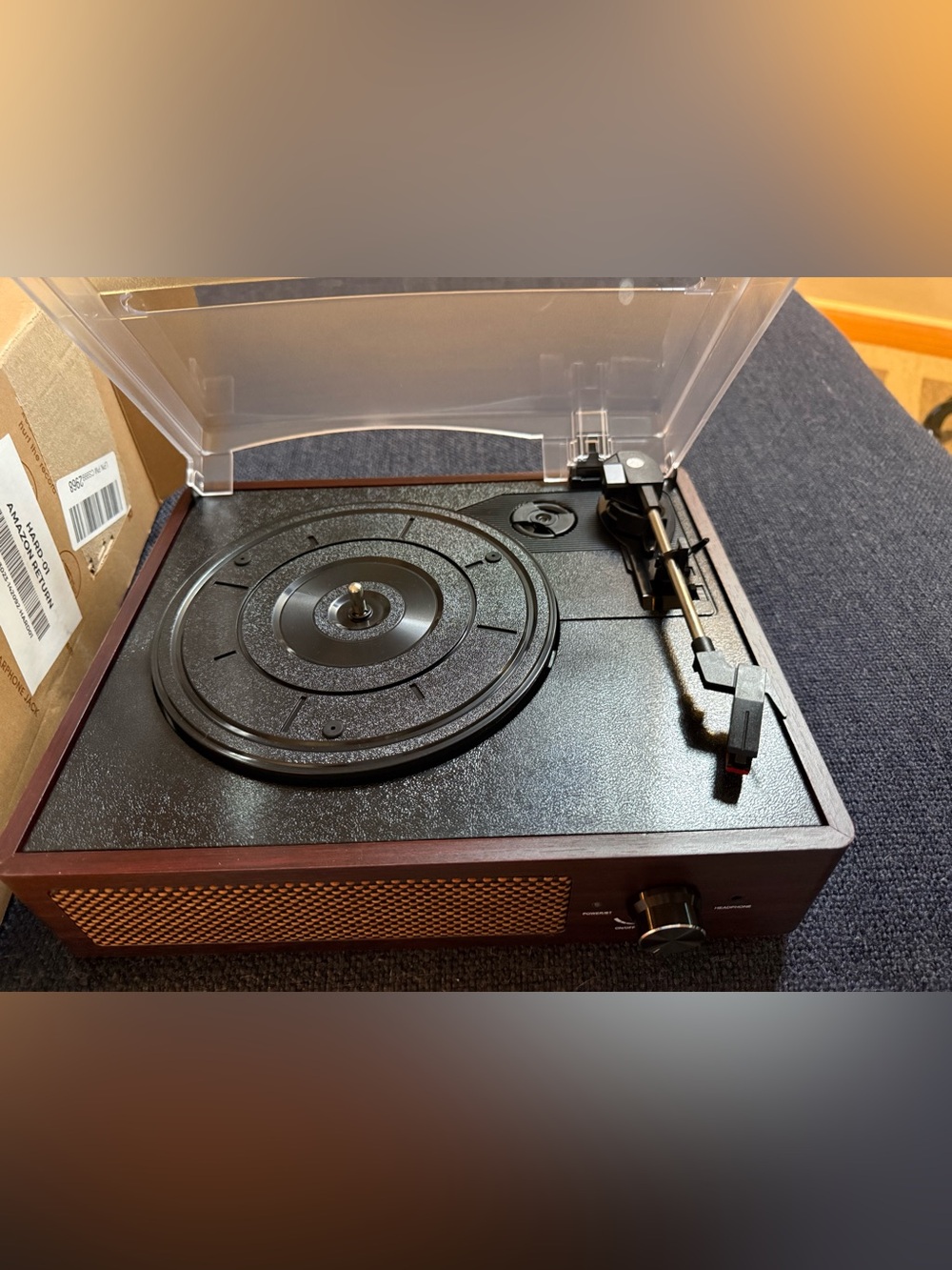 Wireless Portable Turntable with Brown Wood Finish and Built-In Speaker. NEW!